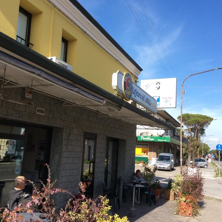 Отель Caffetteria Dell'Angolo Borghetto Secondo Экстерьер фото